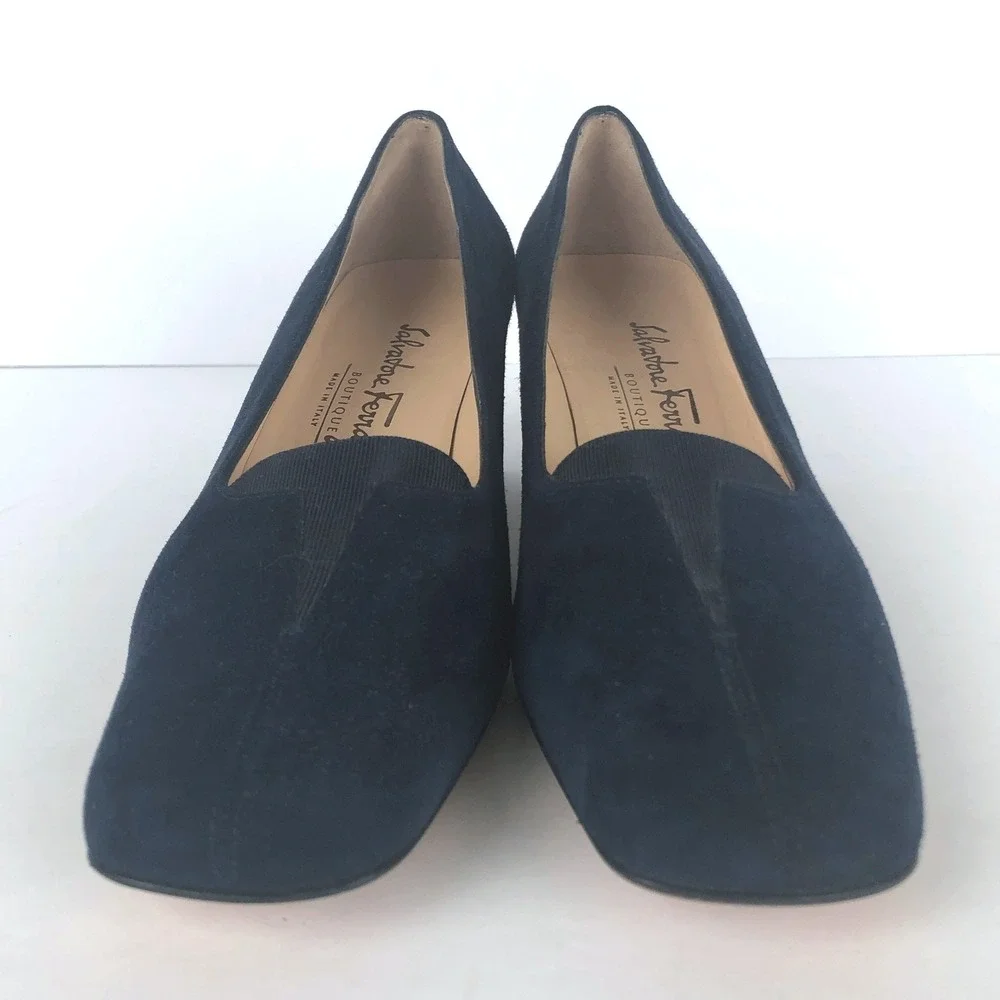 Salvatore Ferragamo Boutique Suede Square Toe Block Heel Pumps Sz 7 2A Navy Blue